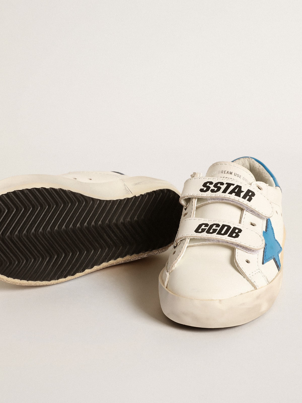 Young Old School in leather with light blue star and heel tab