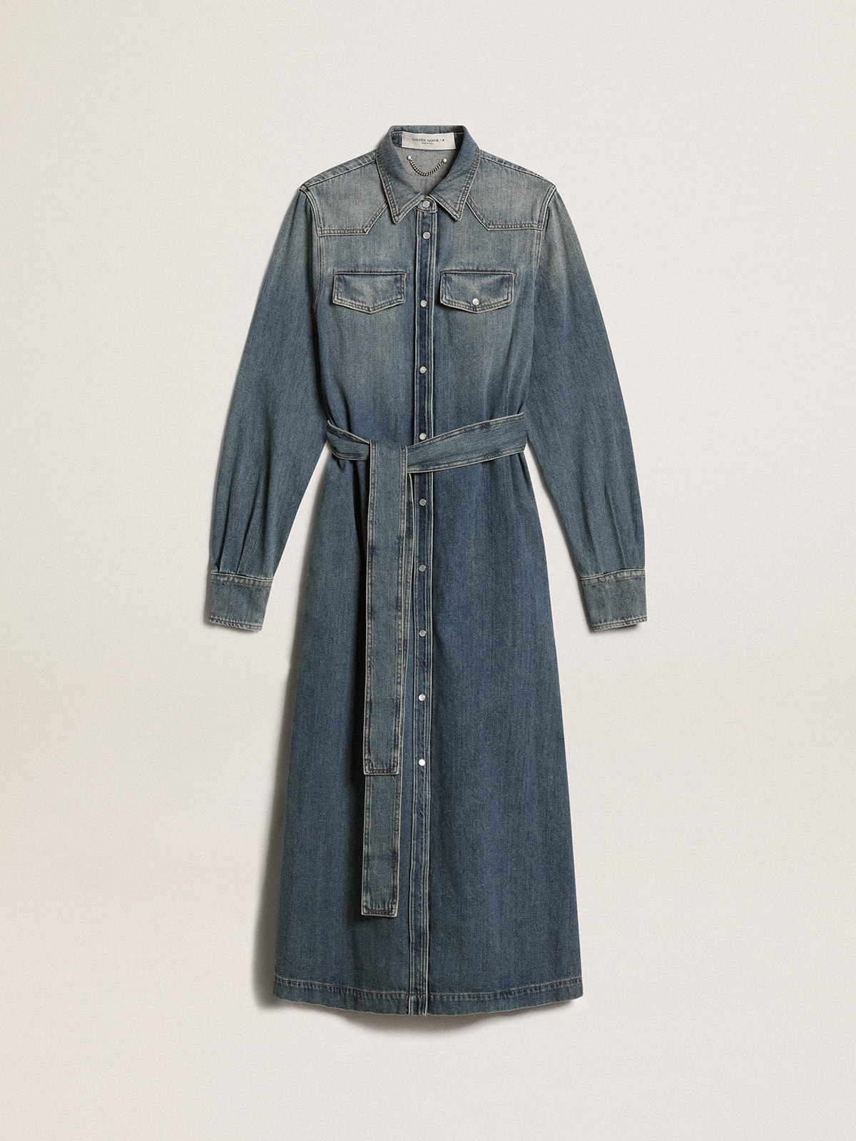 Women's shirt dress in denim with belt