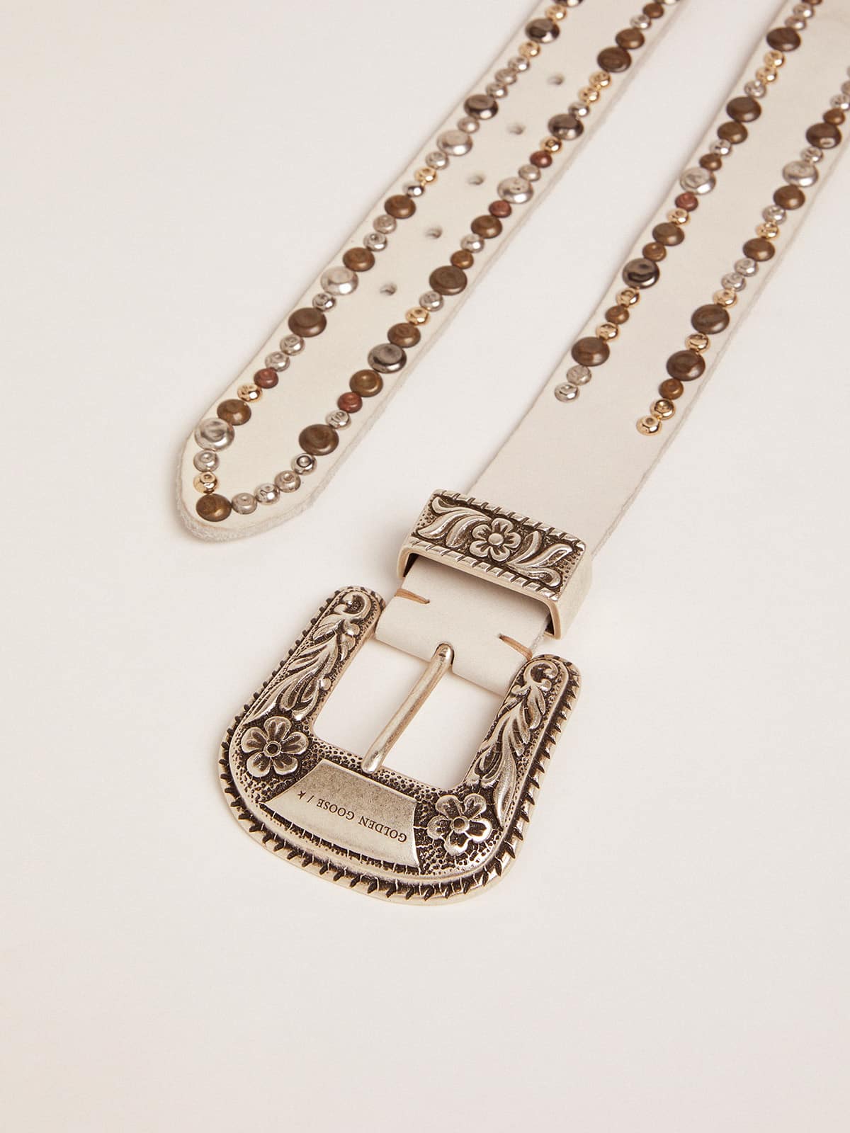 Women's belt in white leather with colored studs