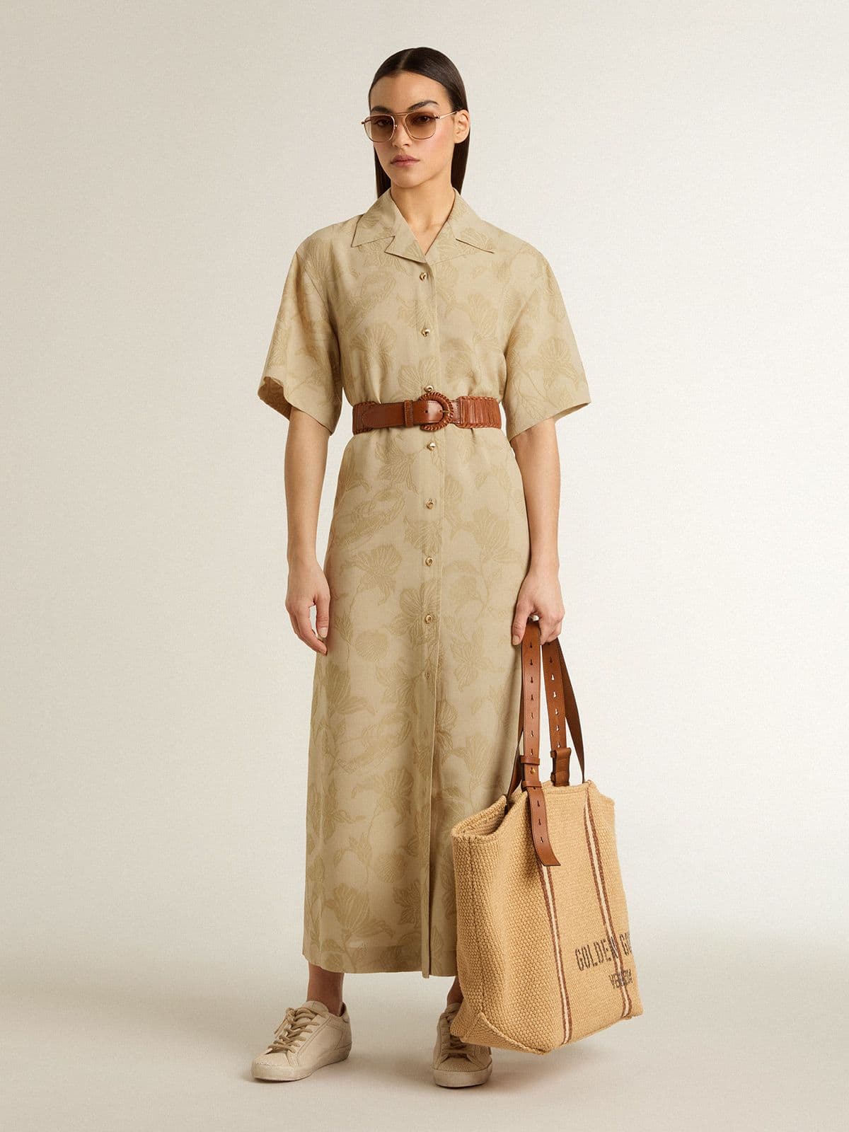 Women's short-sleeved shirt dress in beige floral jacquard