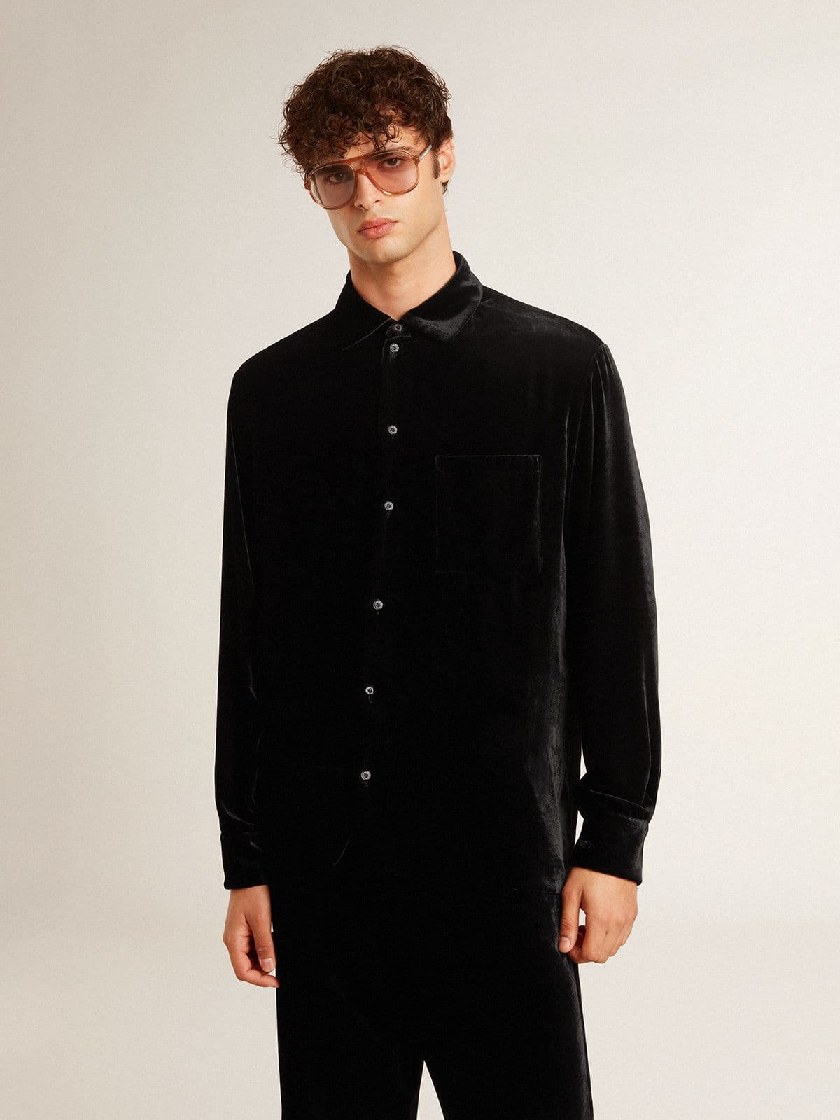 Velvet-effect black shirt with embroidery