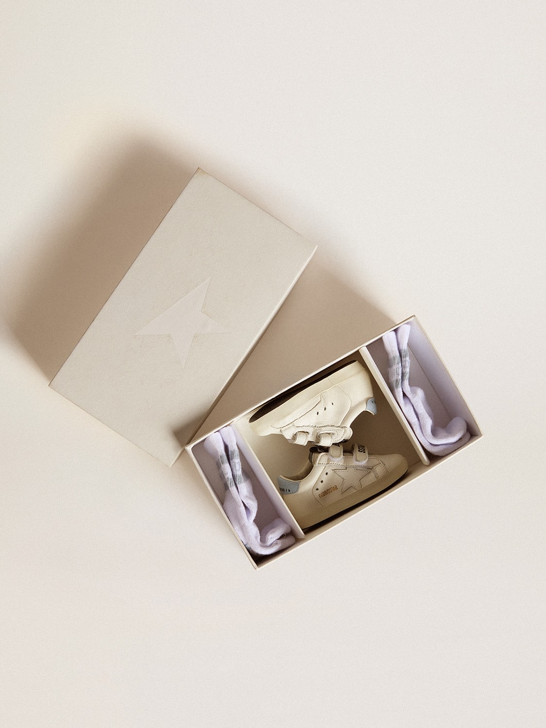 Baby School set in white nappa with light blue leather heel tab