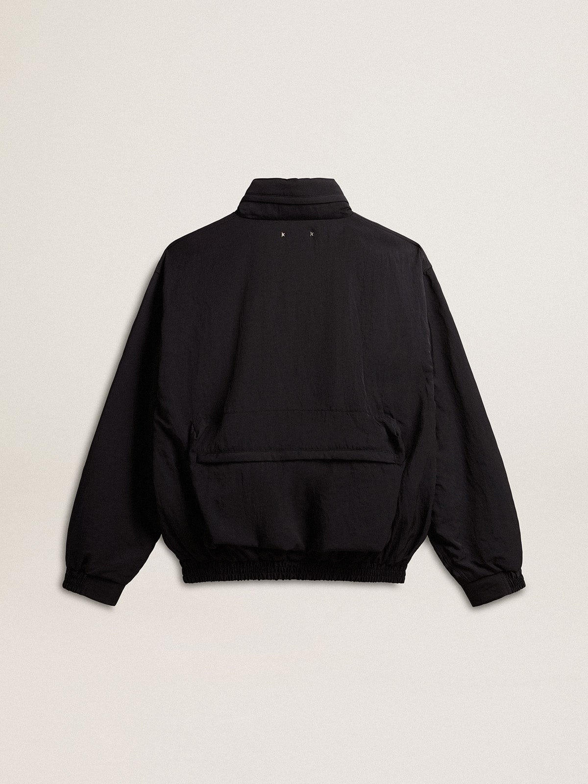 Black multi-pocket windcheater