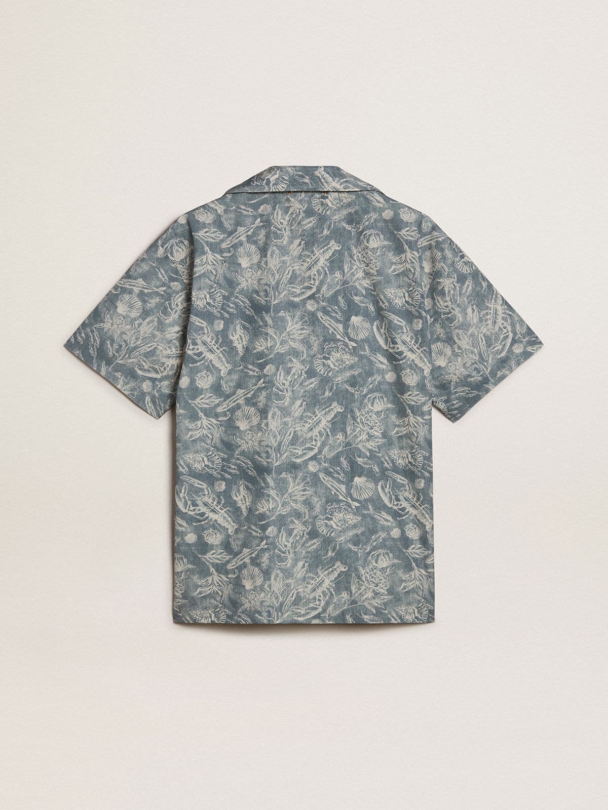 Men's short-sleeved pajama-style poplin shirt with a blue and white marine print