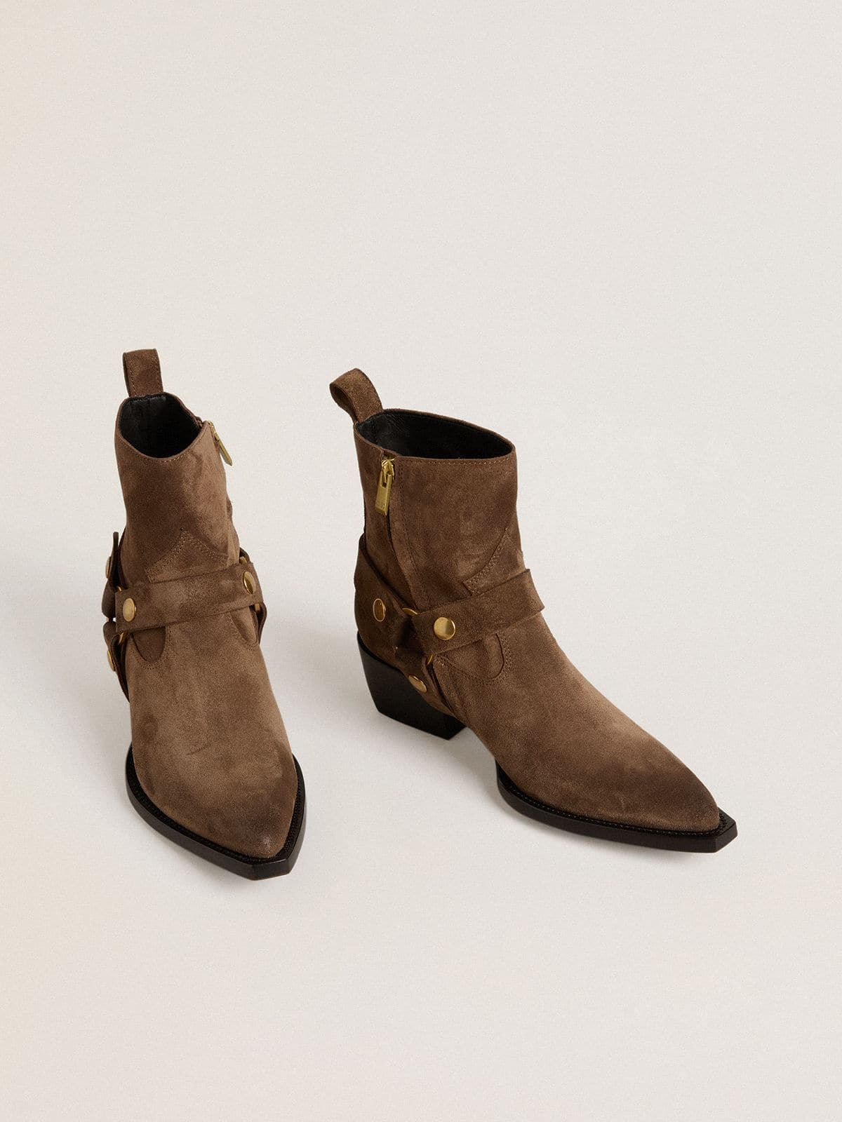 Low Debbie boots in dove-gray suede with removable buckle