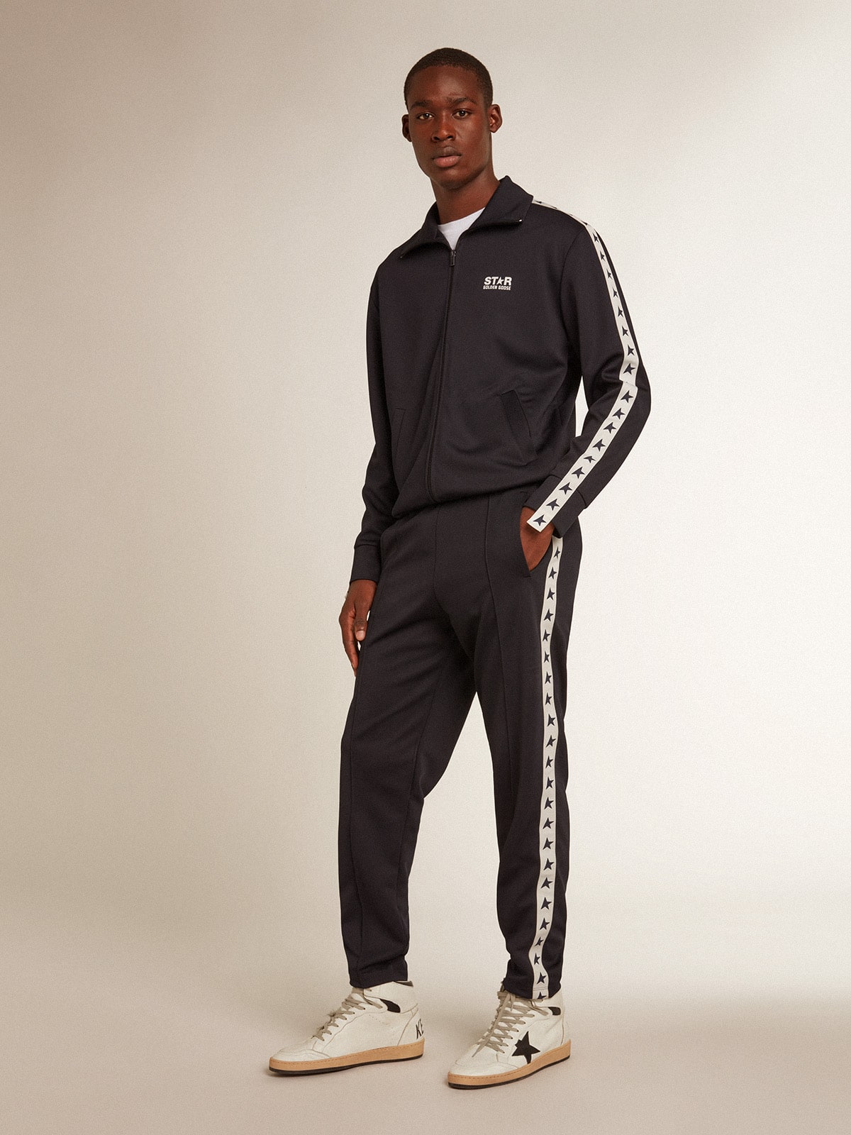 Men’s white T-shirt with dark blue star on the front