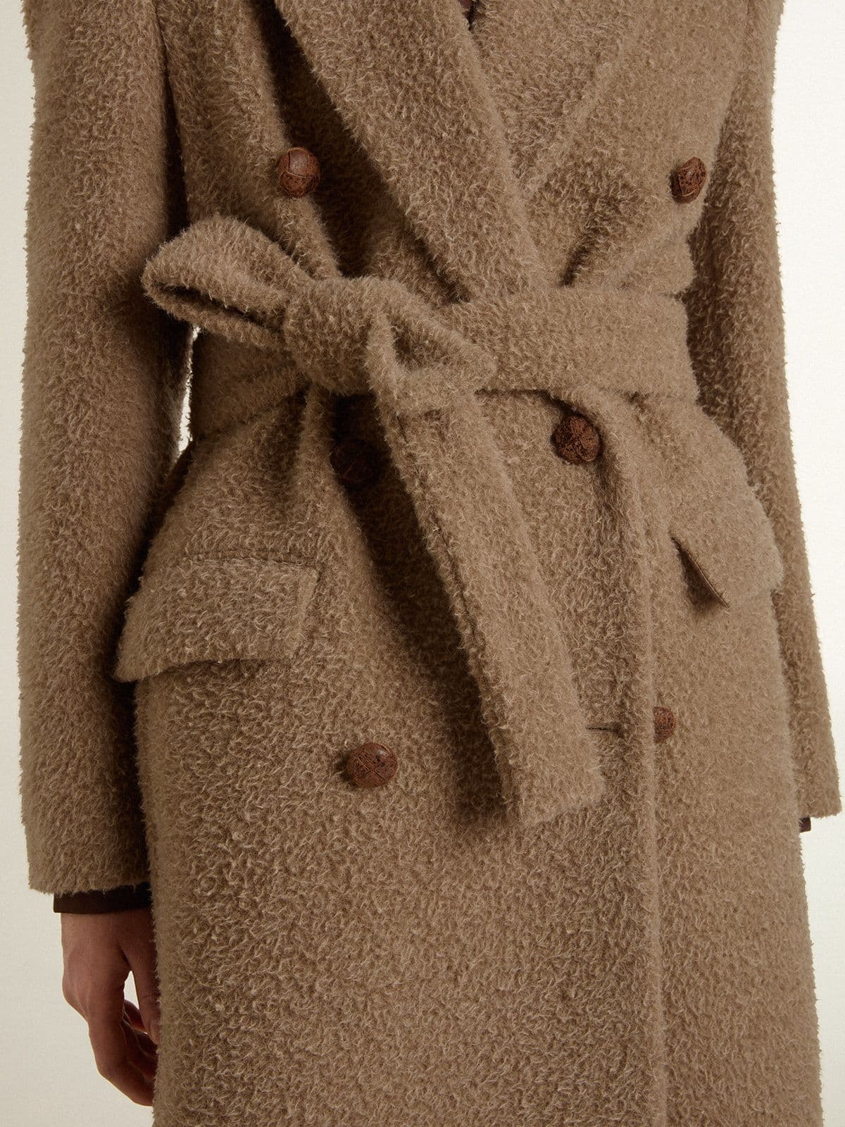 Women's double-breasted coat in a beige wool blend