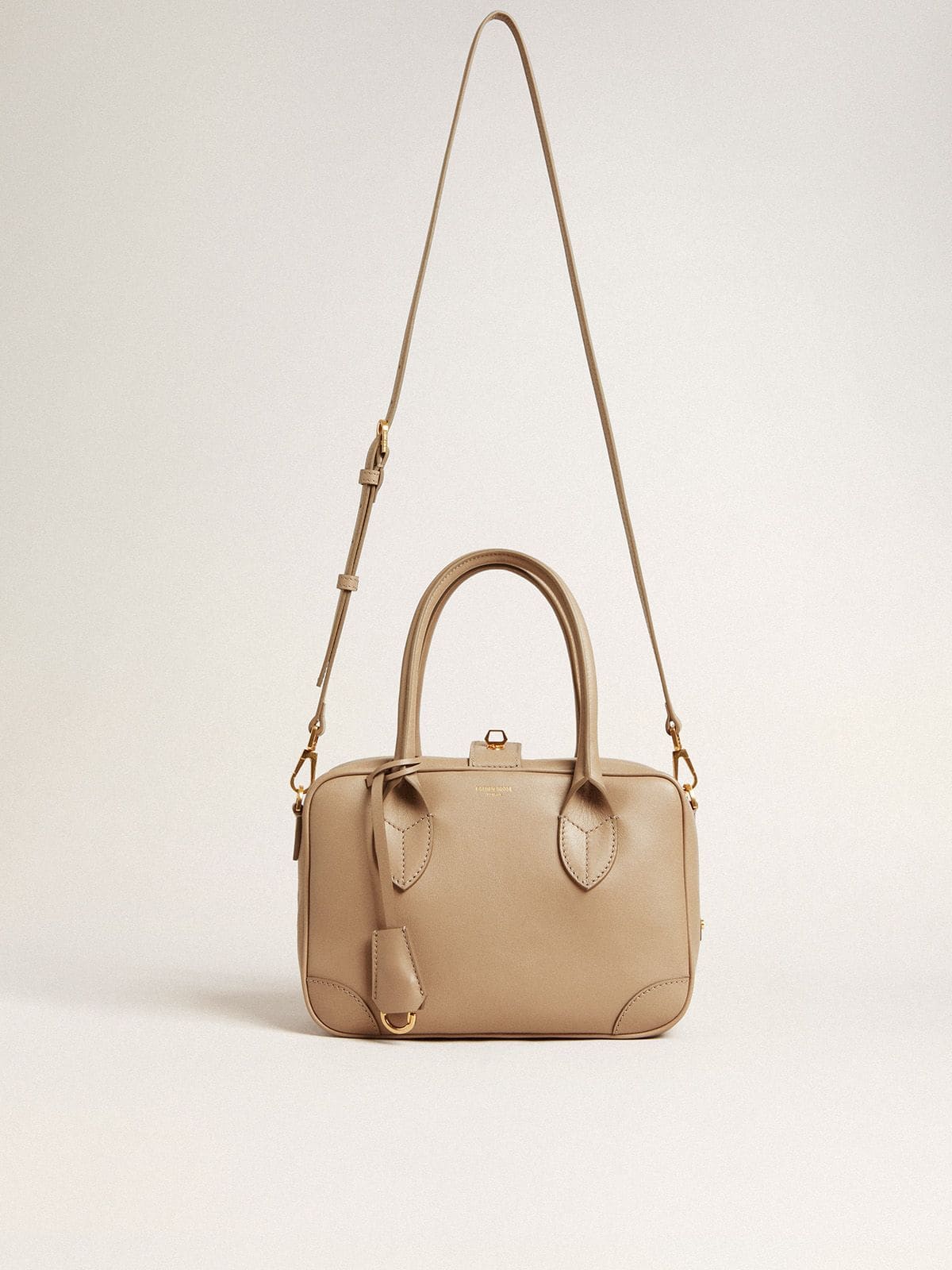 Vita Bag in taupe leather with gold details