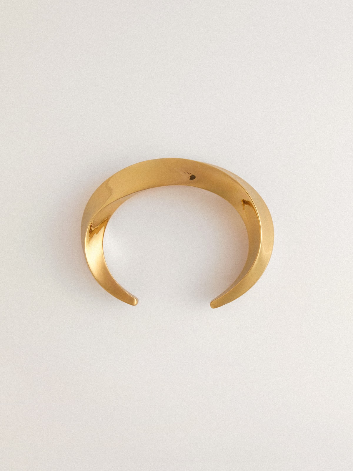 Gold bangle