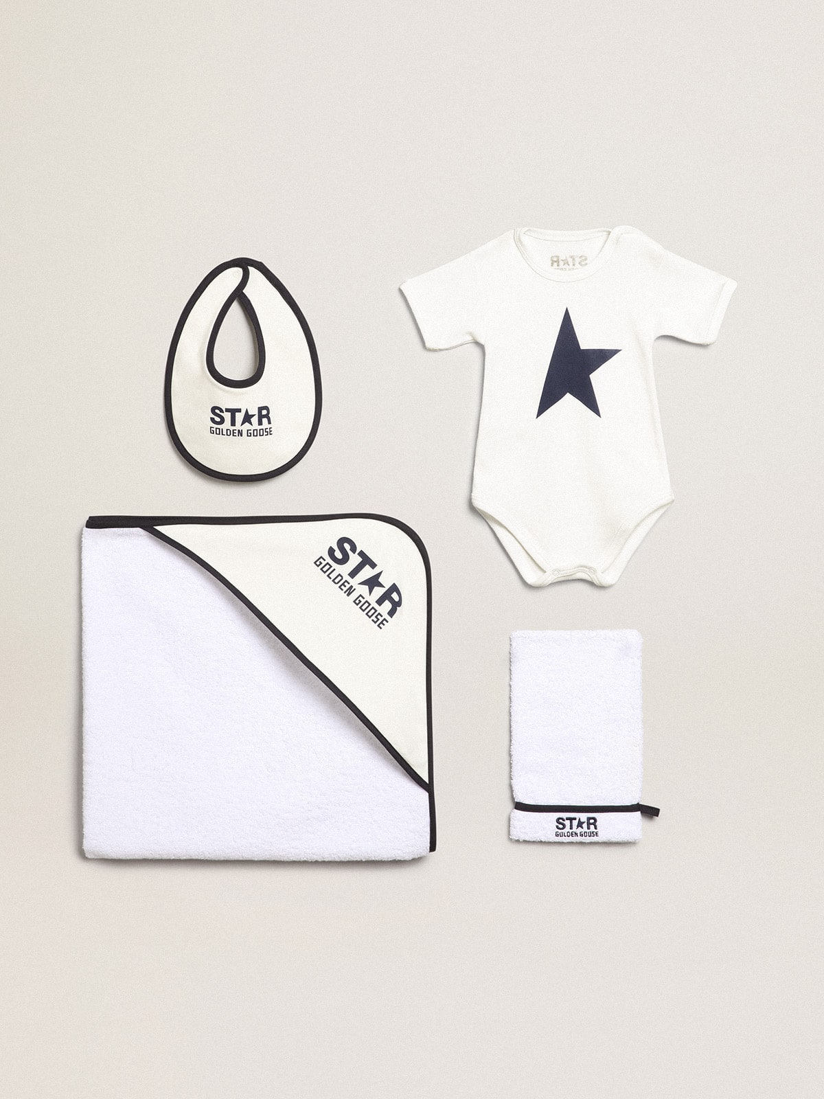 Gift set in white with blue logo