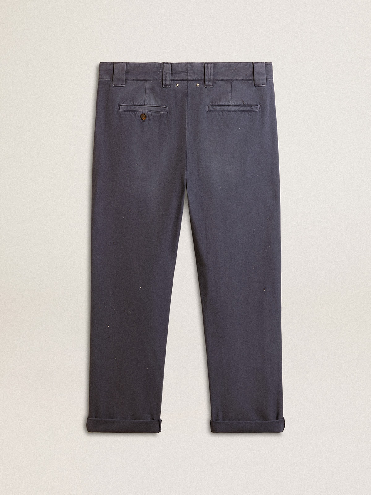 Men's chinos in blue with a lived-in effect