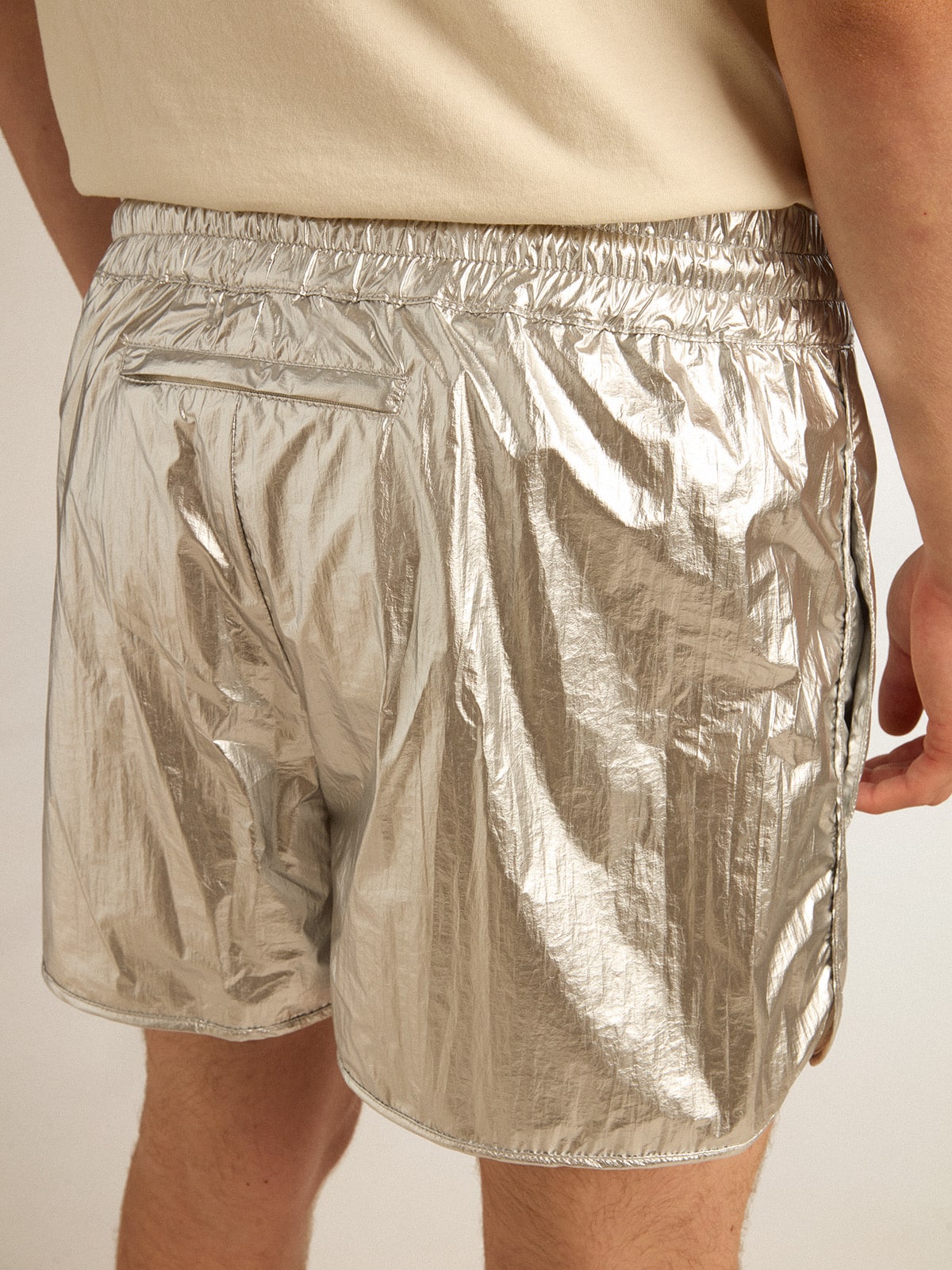 Men's running shorts in silver fabric