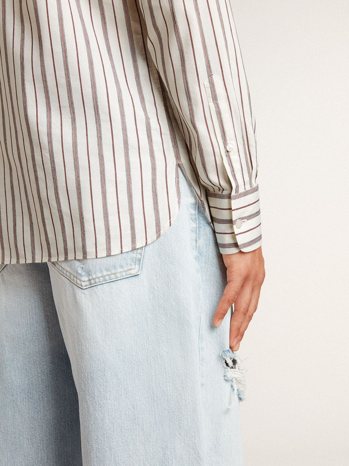 Men's white cotton shirt with fine burgundy stripes