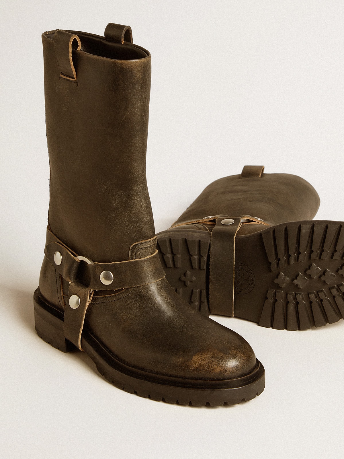 Kurt boots in black leather with silver buckle