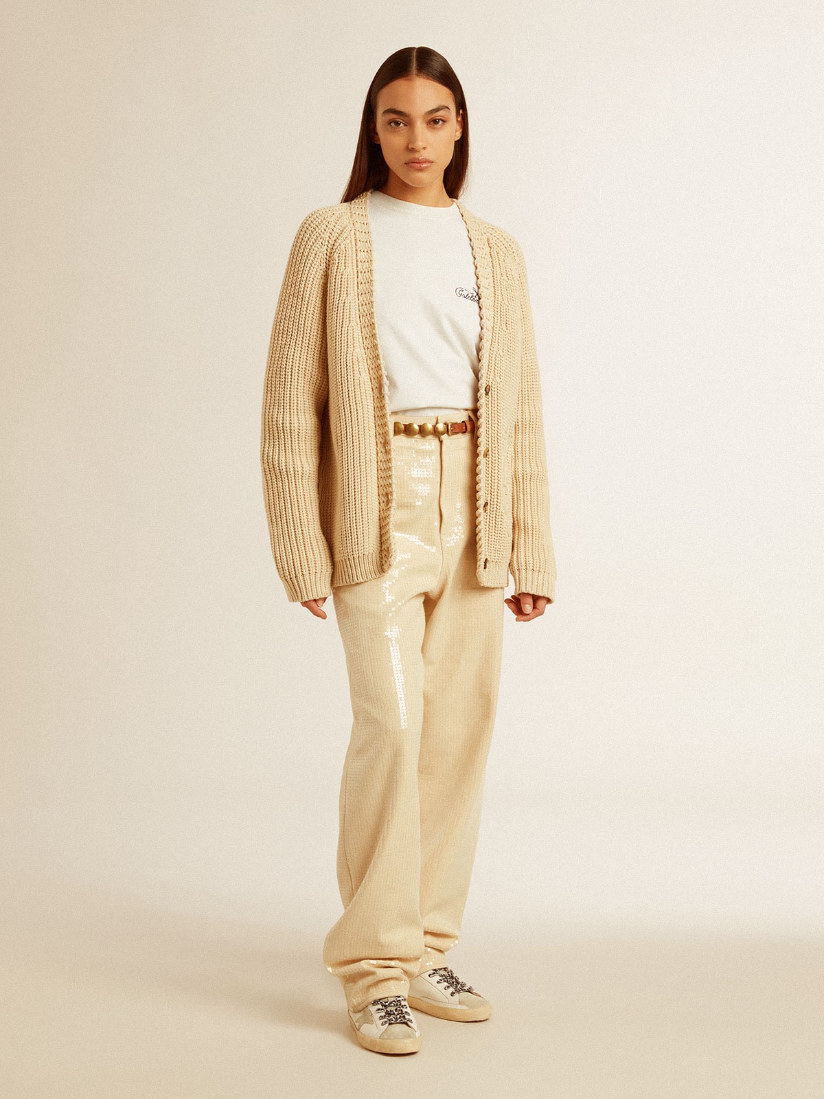 Women’s T-shirt in aged white with logo on the chest