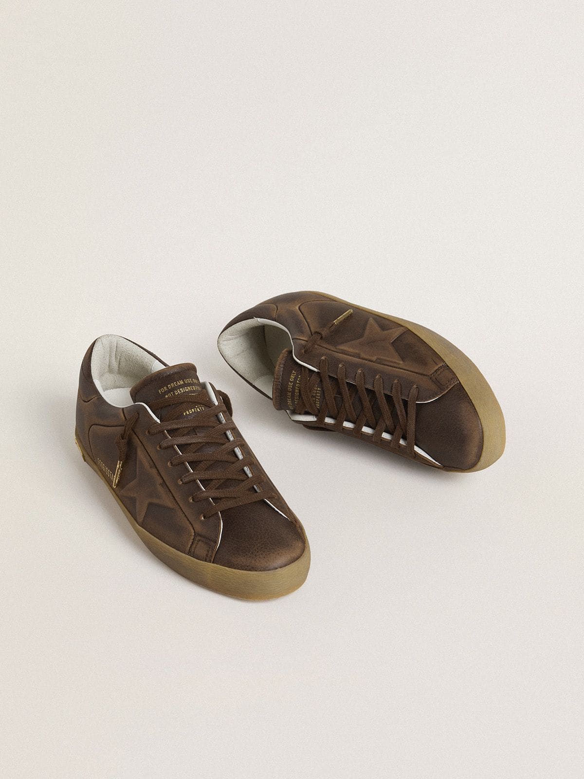 Men’s Super-Star with star and heel tab in brown lived-in effect leather