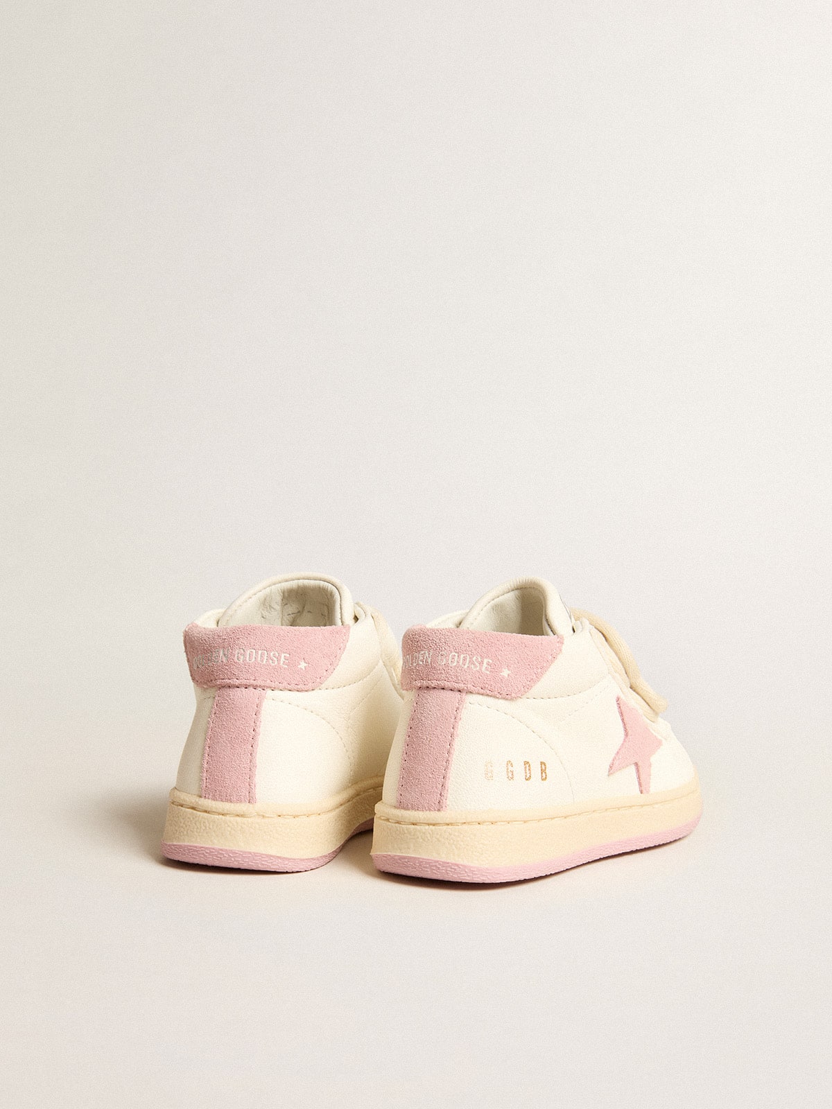 Junior June in nappa with old rose suede star and heel tab