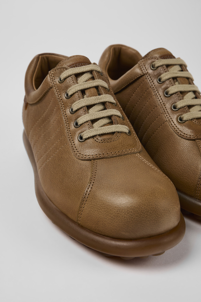 Pelotas Brown Leather Shoe for Women