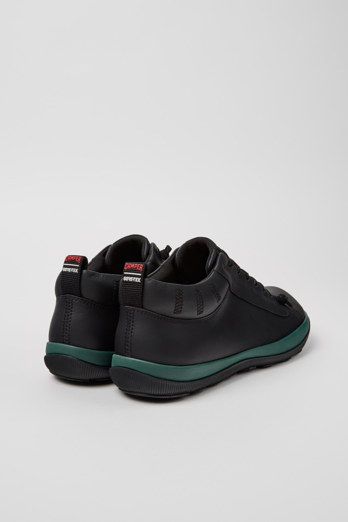 Peu Pista GM - GORE-TEX Black Leather Ankle Boots for Men.