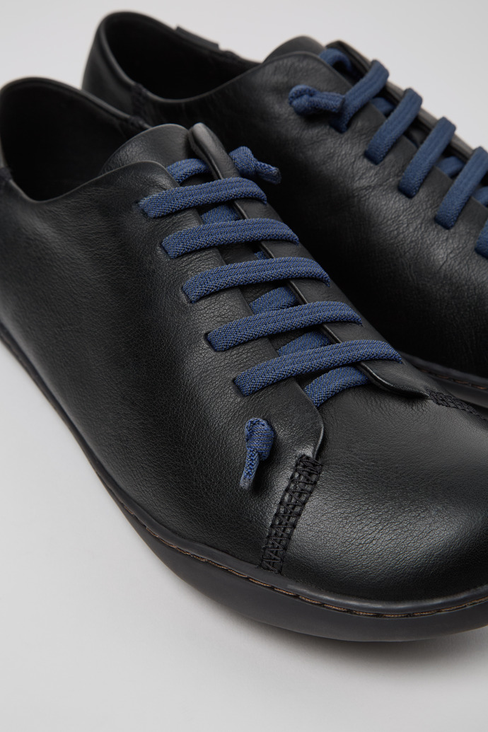 Peu Black Leather Shoes for Men.
