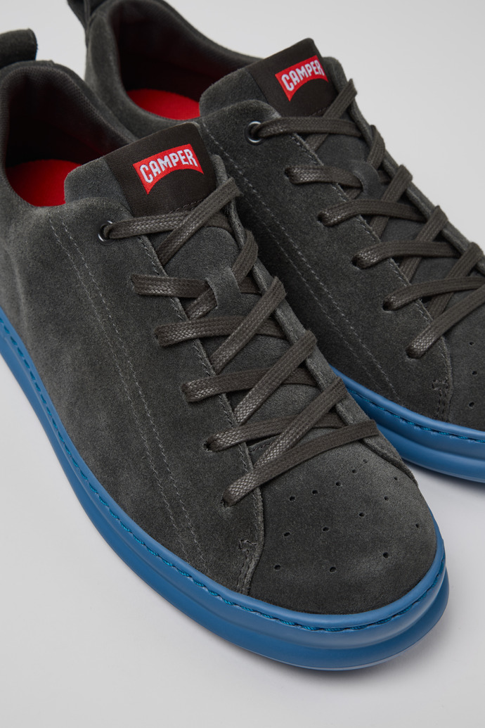 Runner Gray Nubuck Sneakers for Men.
