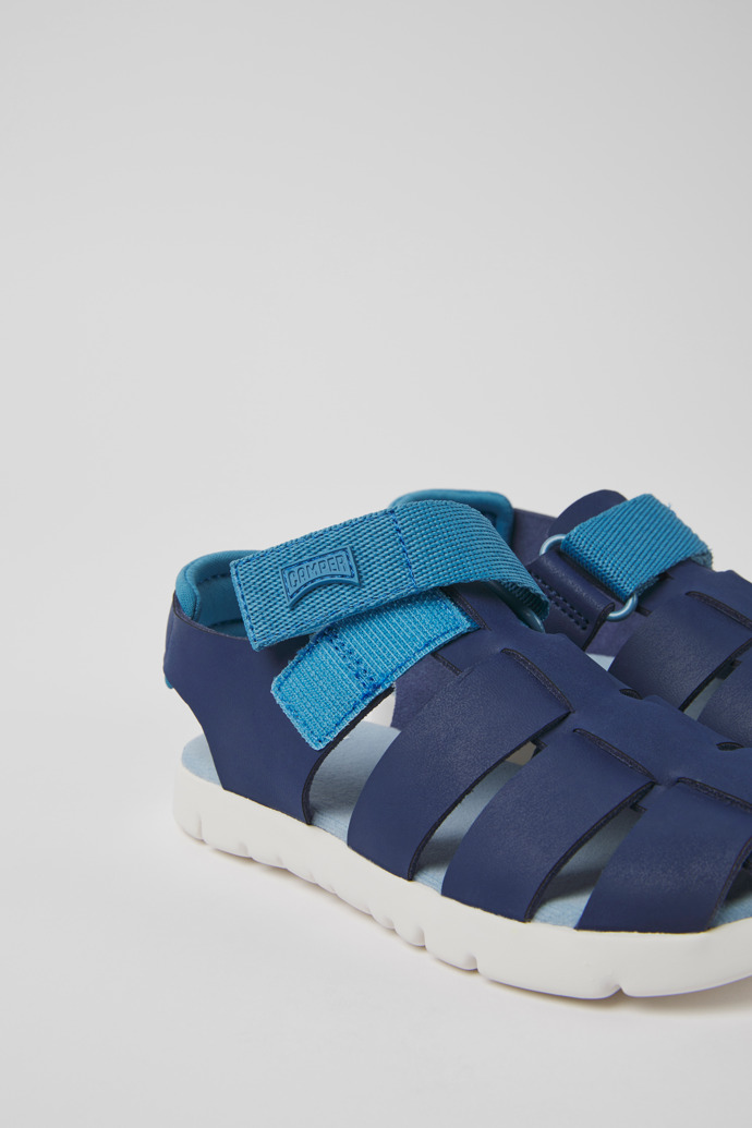 Oruga Blue leather sandals for kids