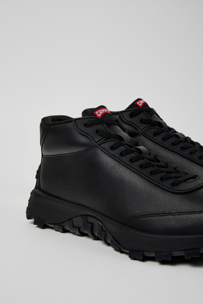 Drift Trail Black Leather Sneaker Boots for Men.