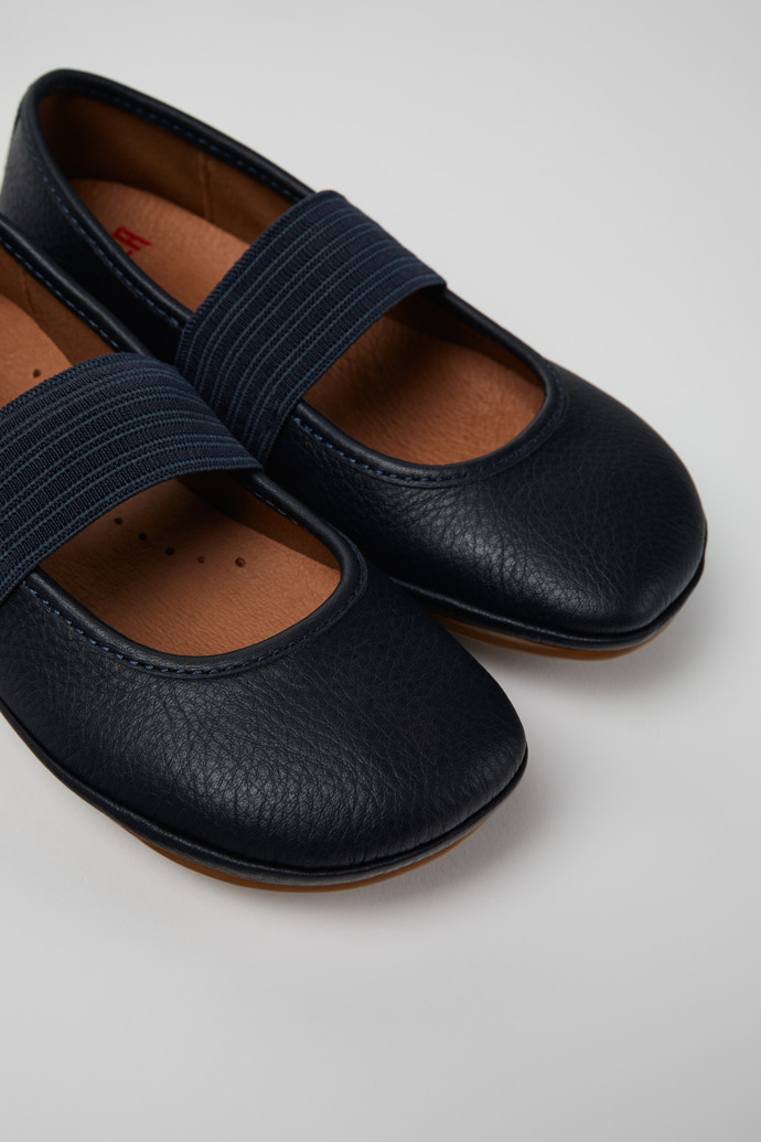Right Blue Leather Ballerinas for Kids.