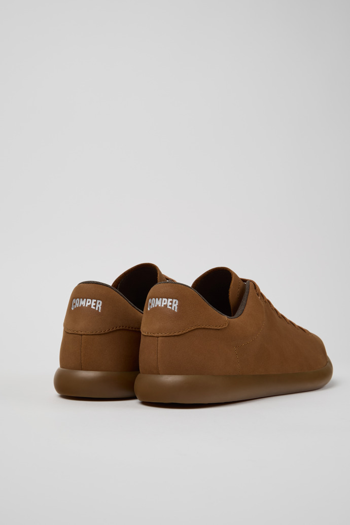 Pelotas Soller Brown Nubuck Sneakers for Men.