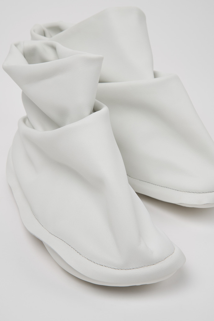 Camper x ISSEY MIYAKE - Peu Form White Leather Ankle Boots for Women.