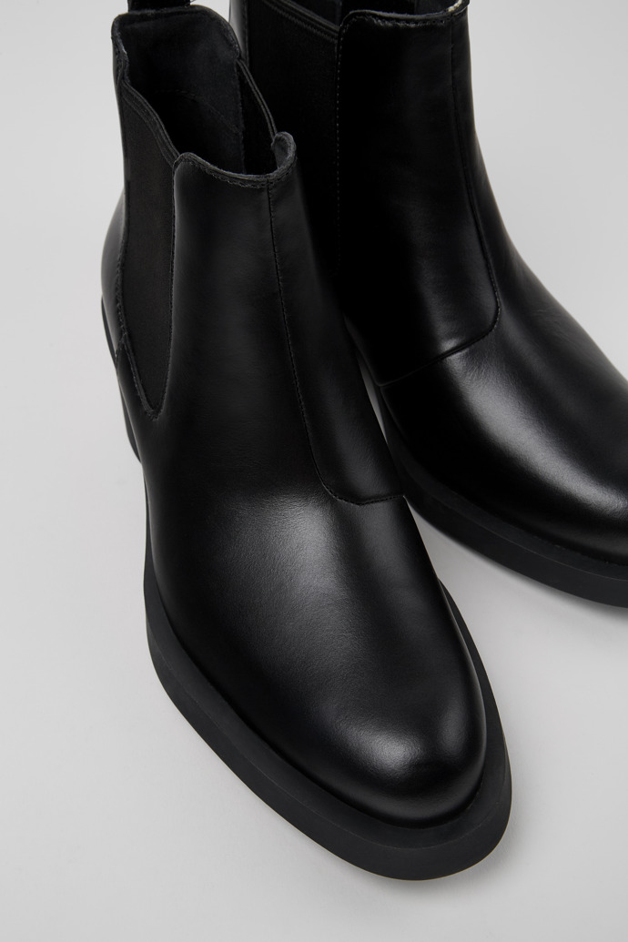 Bonnie Black leather ankle boots for women