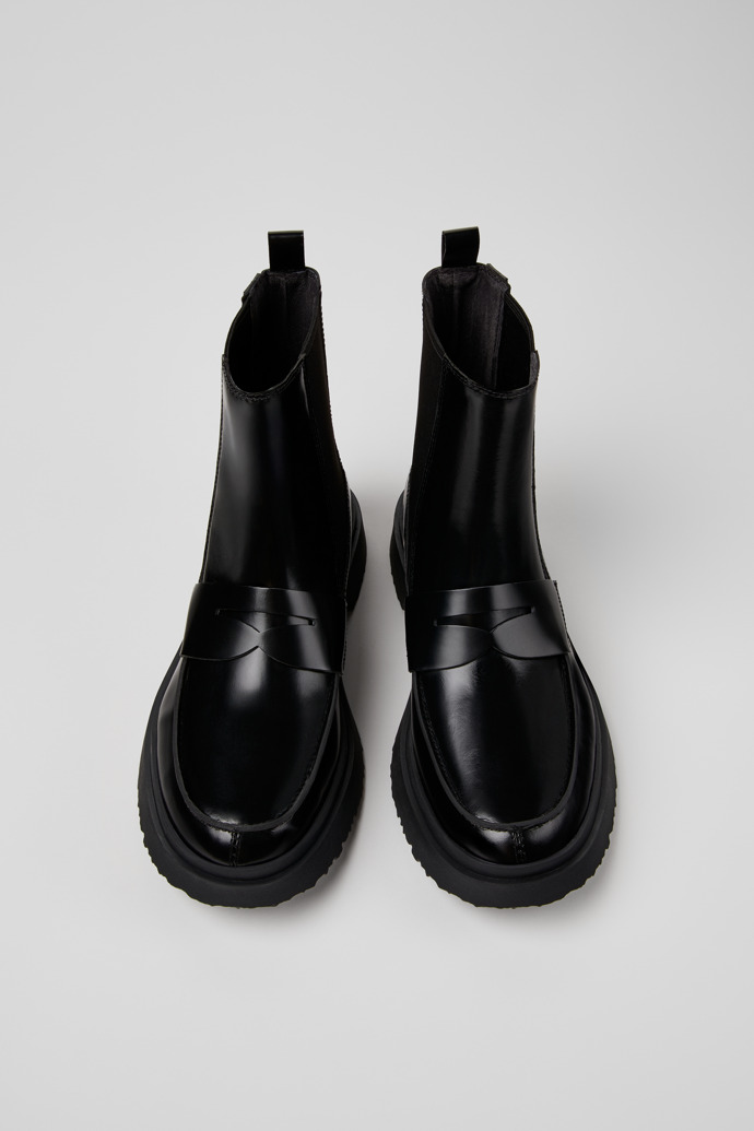 Walden Black Leather Mid Boots for Men.