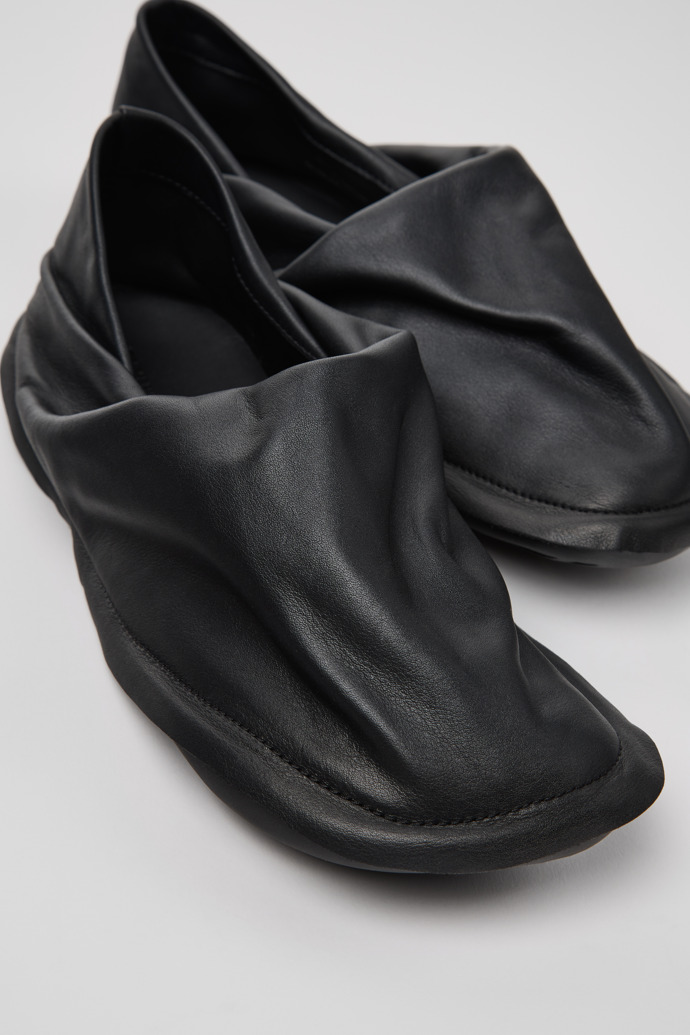 Camper x ISSEY MIYAKE - Peu Form Black Leather Women's Shoes.