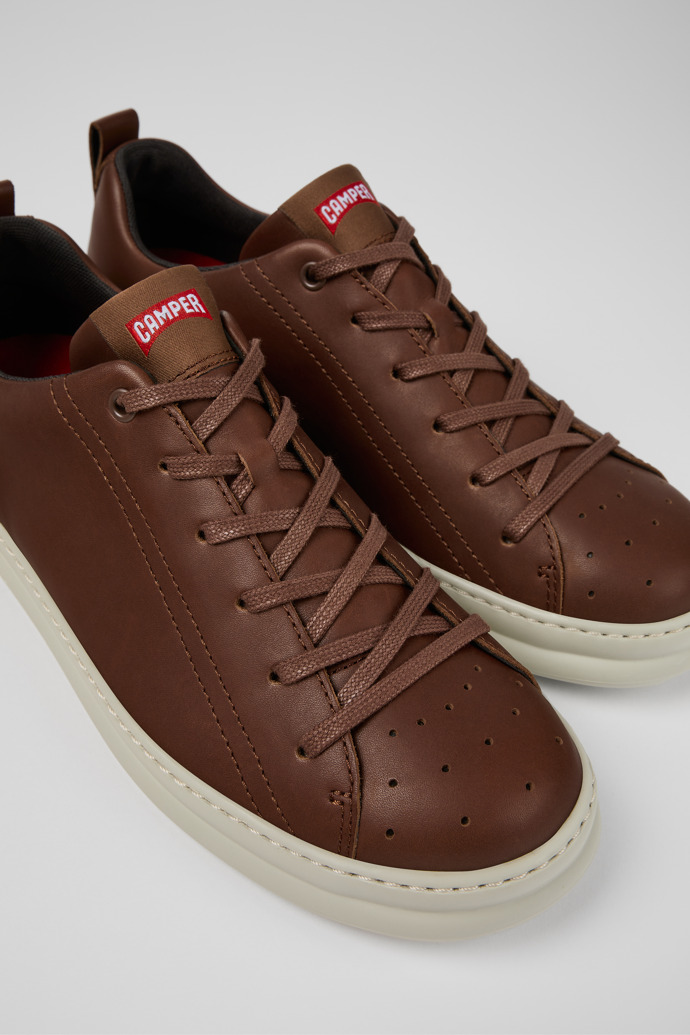 Runner Brown Leather Sneakers for Men.