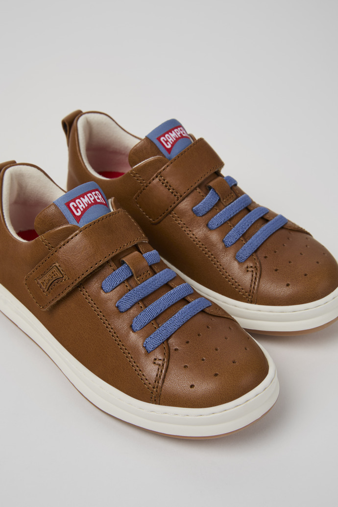 Runner Brown Leather Kids' Sneaker.