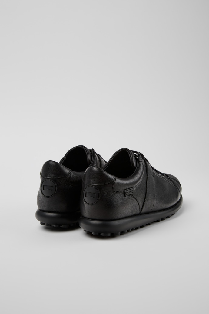 Pelotas Black Leather Shoes for Men.