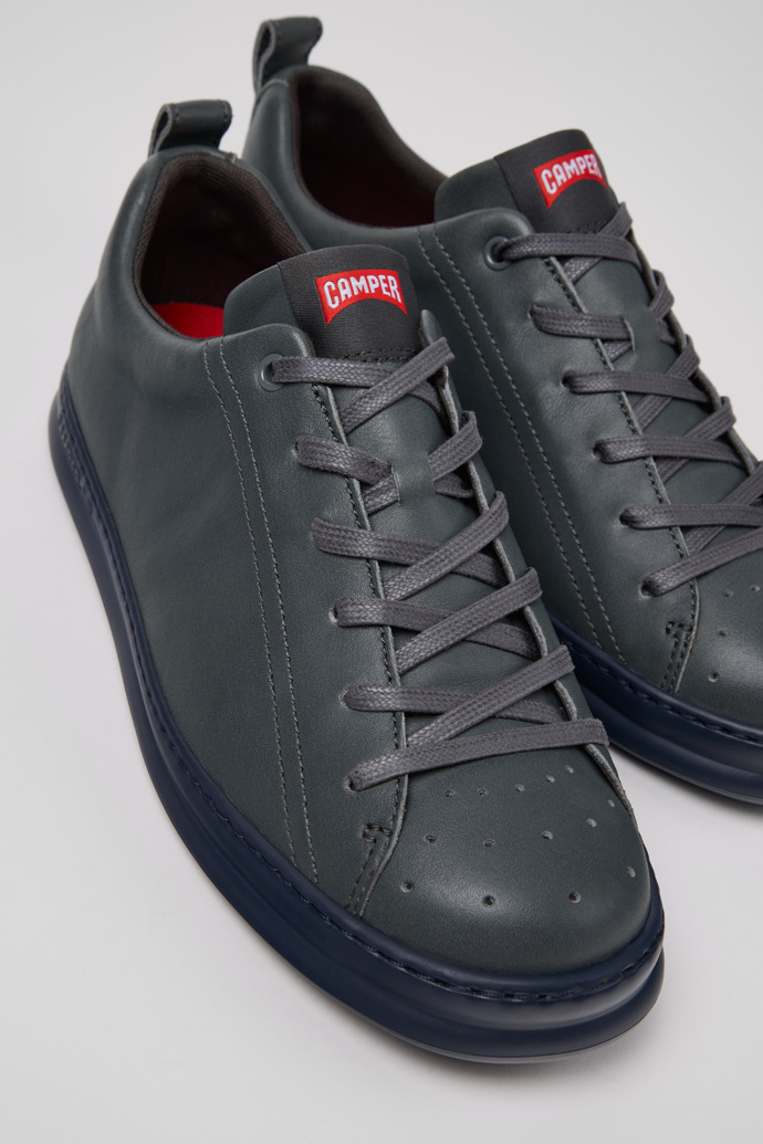 Runner Gray Leather Sneakers for Men.