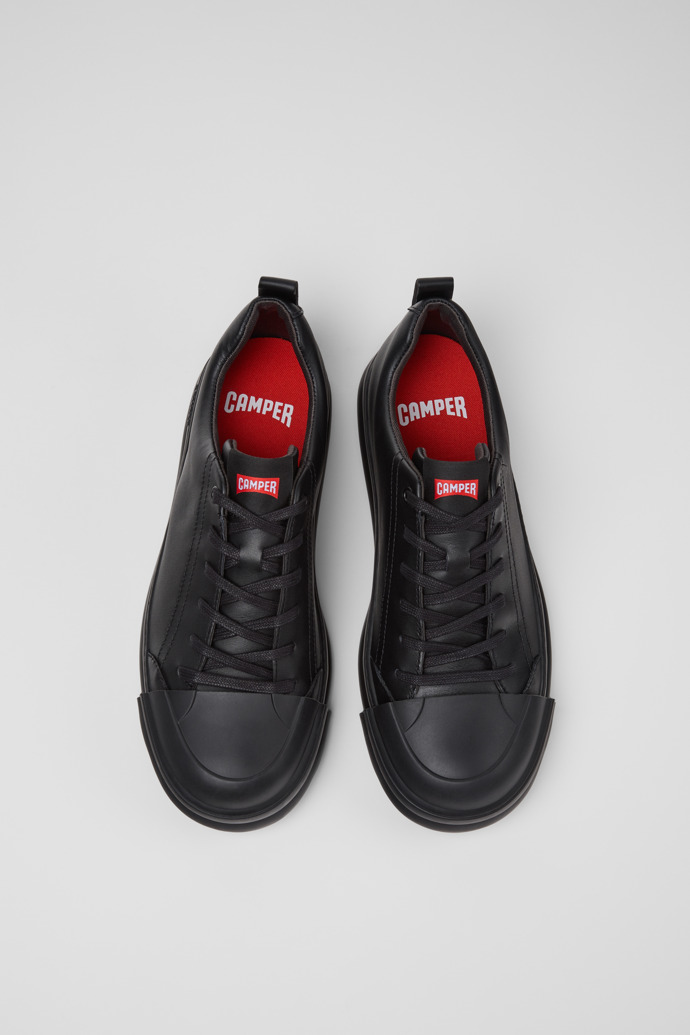 Junction Runner Black Leather Sneakers for Men.