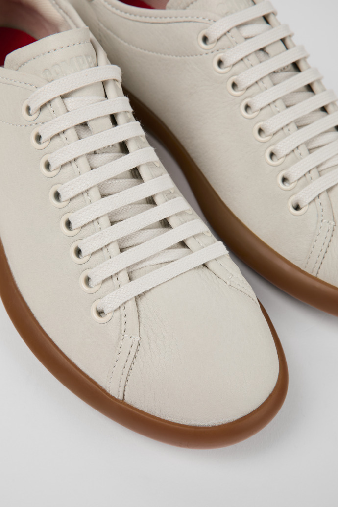 Pelotas Soller White Leather Women's Sneakers.