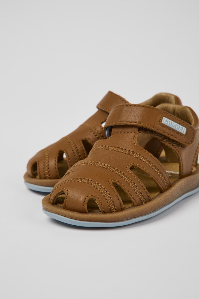 Bicho Brown leather sandals for kids