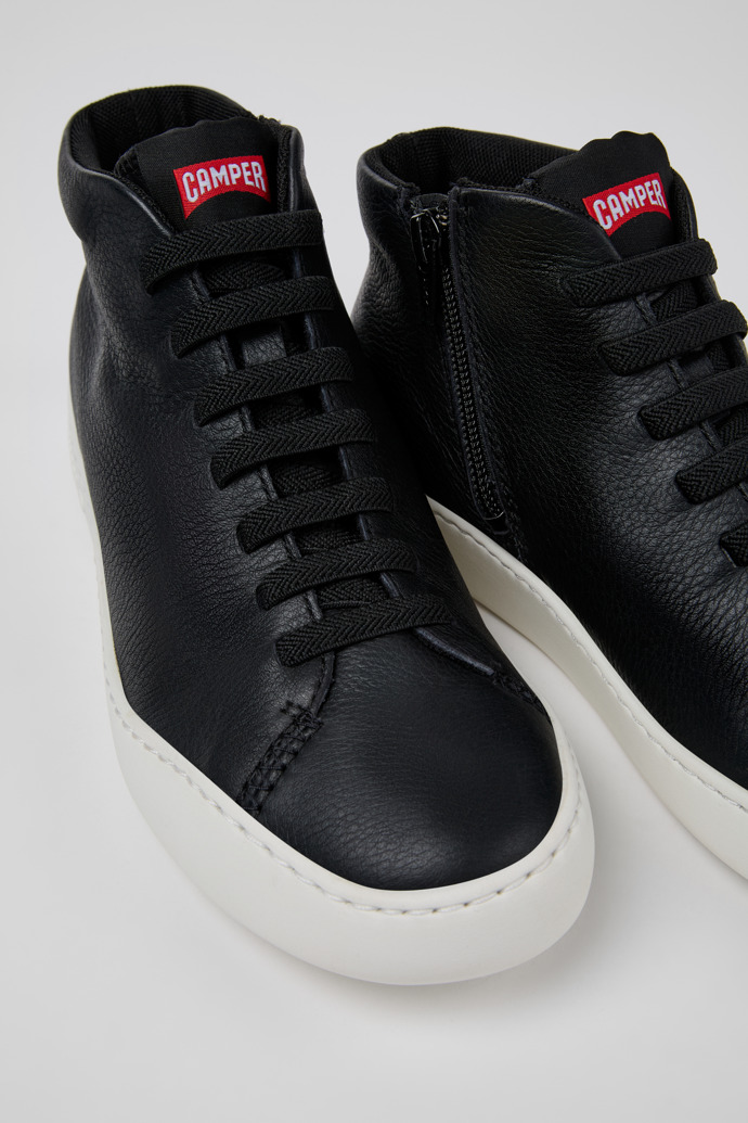 Peu Touring Black leather ankle boots for women