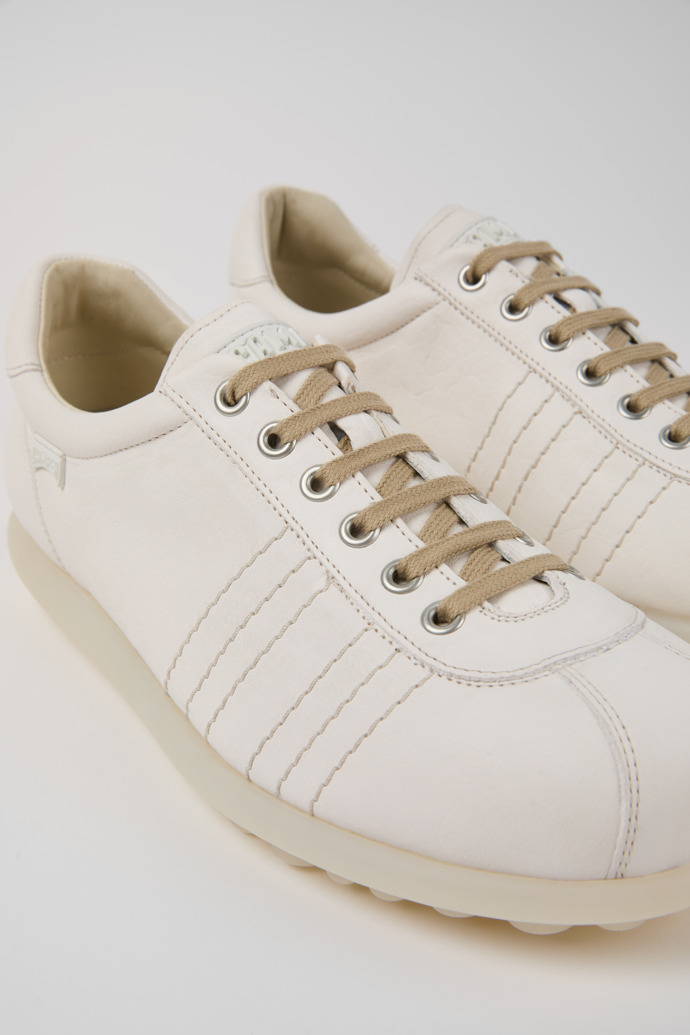 Pelotas White Leather Men's Shoes.