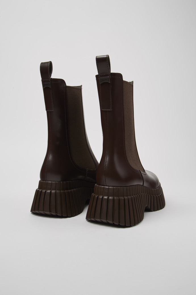 BCN Brown leather chelsea boots for women