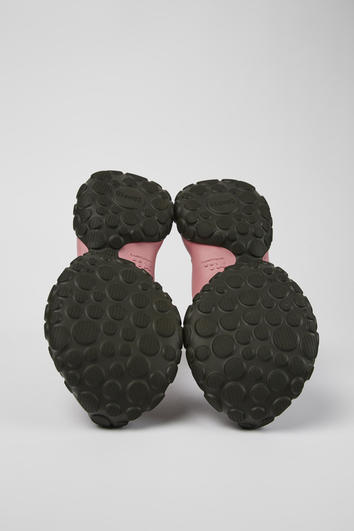 Pelotas Mars Green responsibly raised leather ankle boots