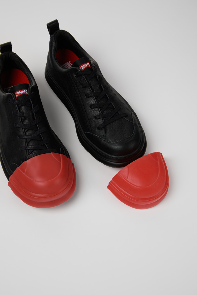 Junction Runner Toe Caps Red rubber toe caps.