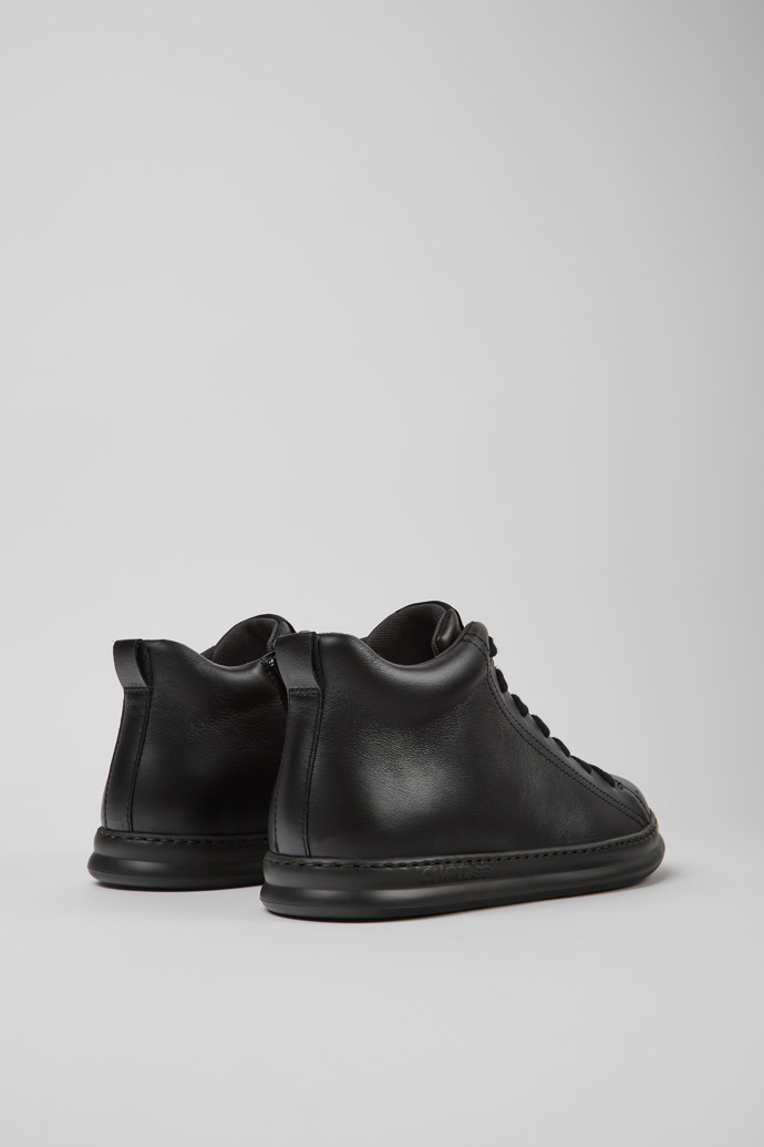 Runner Black Leather Ankle Boots for Men.