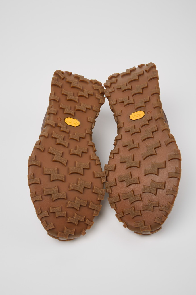 Drift Trail Brown Nubuck Sneakers for Men.