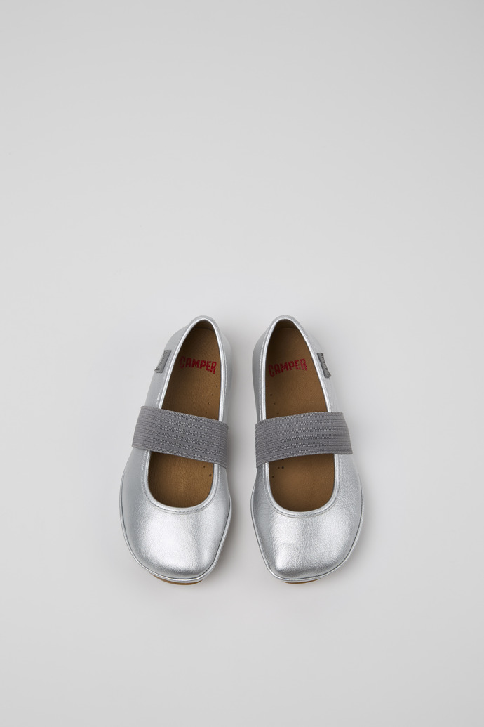 Right Silver Leather Ballerina for Kids.