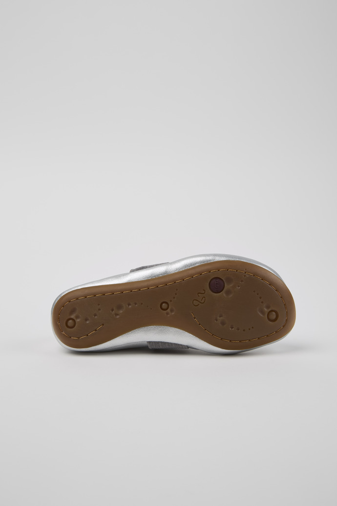 Right Silver Leather Ballerina for Kids.