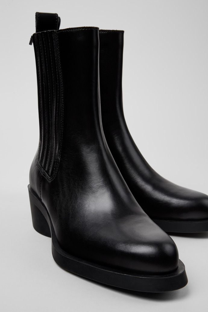 Bonnie Black leather boots for women